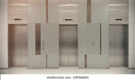 The Elevator lift in the building and the office have three gates for transportation.
Pictures for interior design. Light from the left