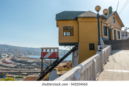 Elevators In Valparaiso, Chile