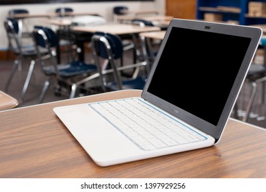 Elgin, Illinois - Circa 2019: An HP Chromebook In A Classroom. 