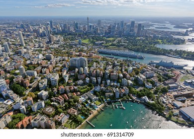 Elizabeth Bay Looking West Towards Sydney CBD