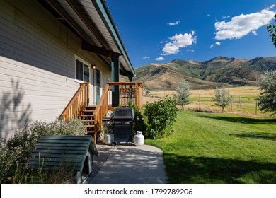 Elko, AUG 9, 2020 - Exterior View Of A Beautiful Airbnb House