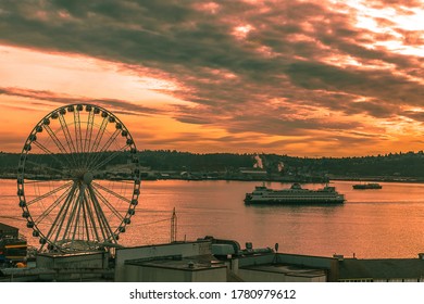 Elliot Bay In Seattle Washington At Sunset