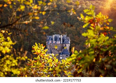 Eltz Castle, A Medieval Castle Located In Germany, Rheinland Pfalz, Mosel Region. Beautiful Old Castle, Famous Tourist Attraction On Sunny Autumn Day, Empty, Without People, Nobody