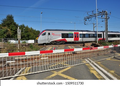 Level Crossing Uk High Res Stock Images Shutterstock