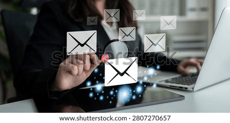 An email inbox with a new message notification alert. A concept of digital communication, correspondence, and unread electronic mail. Motif