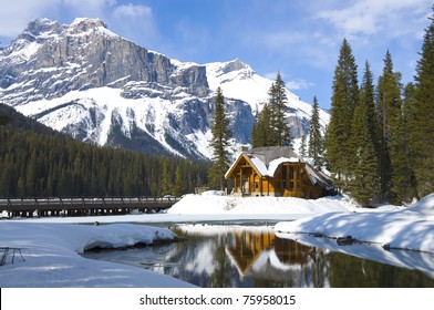 Emerald Lake Chalet, Yoho National Park, British Columbia, Canada