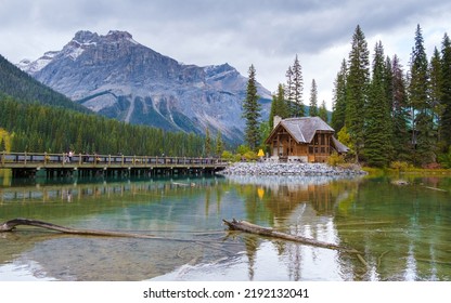 Emerald lake Yoho national park Canada British Colombia. beautiful lake in the Canadian Rockies during the Autumn fall season