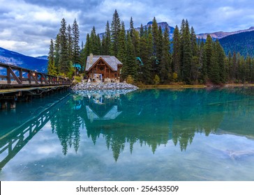 Emerald Lake in Yoho National Park, British Columbia, Canada