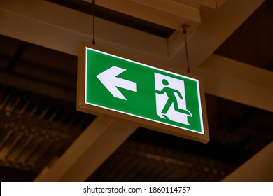 533,061 Emergency sign Images, Stock Photos & Vectors | Shutterstock