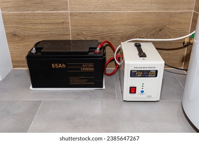 Emergency power supply with a 12V 65Ah battery providing uninterrupted pure sinusoidal alternating voltage of 230 Volt.