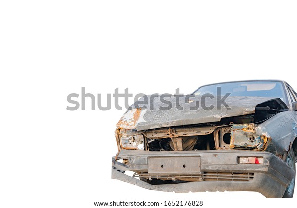 Emergency and rusted old model\
car