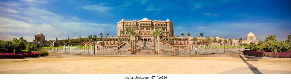 Emirates Palace Hotel