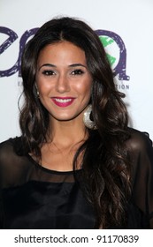 Emmanuelle Chriqui At The 2011 Environmental Media Awards, Warner Bros. Studios, Burbank, CA 10-15-11