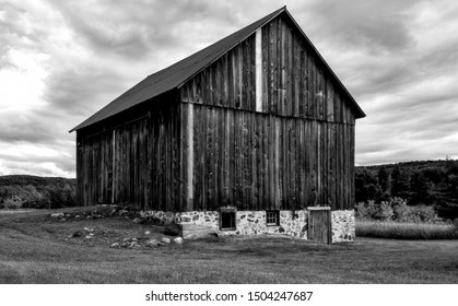 Old Barn Images Stock Photos Vectors Shutterstock