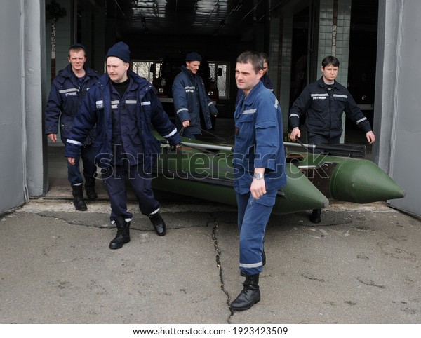 Employees of the Ministry of Emergency Situations\
of Ukraine during the presentation of equipment in Kiev, on Monday,\
April 1, 2013.