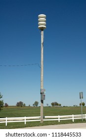 Emporia, Kansas, USA, October 12, 2013
Tornado Warning Siren 