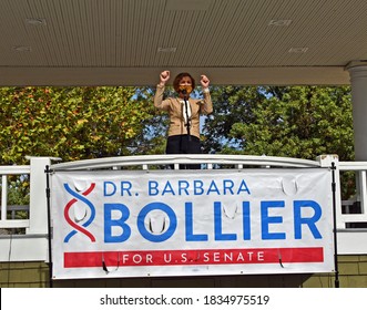 Emporia, Kansas, USA, October 16, 2020
Dr. Barbara Bollier Democratic Senatorial Candidate Who Is Campaigning For Sen. Pat Roberts Seat Holds A Town Hall Rally In Fremont Park With Local Constituents.