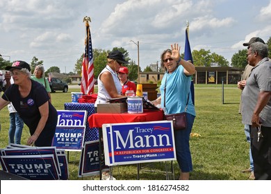Emporia Kansas, USA, September 16, 2020 
Local Republican Tracy Mann  Supporters Line Up To Purchase Yard Signs, At The Lyon County Fairgrounds.