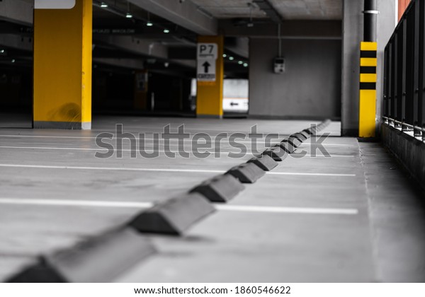 Empty airport\
parking during coronavirus\
pandemic