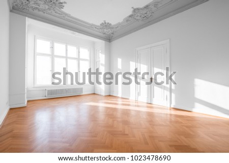Empty apartment room - luxury real estate interior 
