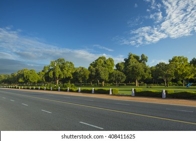 Empty Asphalt Road In Delhi Near India Gate.