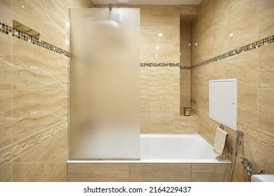 Empty Bathtub With Mate Frosted Glass In Stylish Bathroom