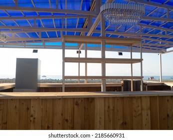 Empty Beach Bar Counter. Temporarily Doesn't Work. Drinking Place On The Beach. Business
