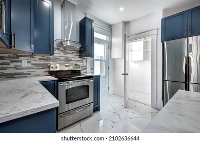 Empty Beautiful Old Style Modern Renovated Apartment In 2 Floors Canadian House With Nice Contemporary Equipped Kitchen With Appliances, Stove, Fridge, Washer And Dryer, New Bathroom And Powder Room