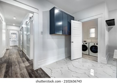 Empty Beautiful Old Style Modern Renovated Apartment In 2 Floors Canadian House With Nice Contemporary Equipped Kitchen With Appliances, Stove, Fridge, Washer And Dryer, New Bathroom And Powder Room