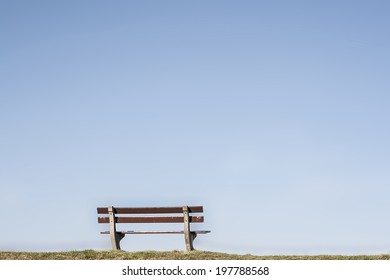 158,621 Empty bench Images, Stock Photos & Vectors | Shutterstock