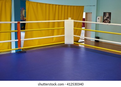 Empty boxing ring abstraction