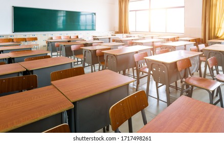 Salle De Classe Images Photos Et Images Vectorielles De Stock Shutterstock