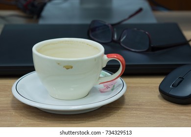 empty coffee cup on the table
