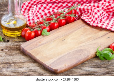 Empty Cutting Board  - Italian Cuisine Concept