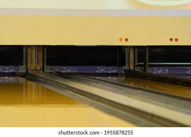 Empty Of Lead Machine Bowling Pinsetter And Lane Sport Community Center Activity Recreation Indoor Game Lifestyle. Target Score In Competition. Entertainment