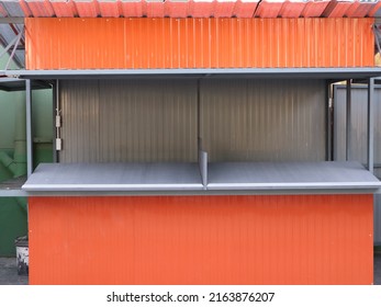 Empty Market Stall After Lockdown. Business Closed Due To The Epidemic Situation. The Concept Of Pandemic, Epidemic, Covid-19.