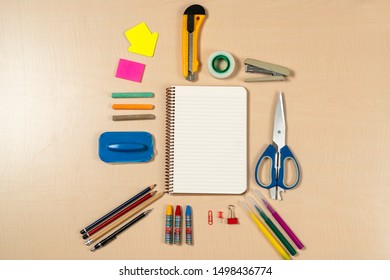 27,499 Student desk drawing book Images, Stock Photos & Vectors ...