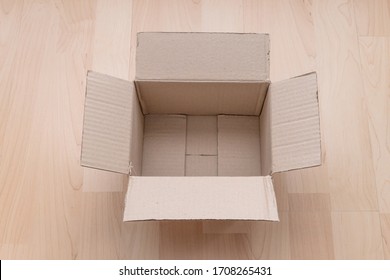 Karton Bilder Stockfotos Und Vektorgrafiken Shutterstock