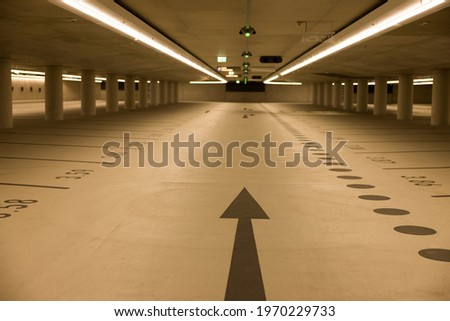 Similar – one-way Parking garage