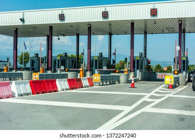 Empty Pay Toll Check Point - Toll Booths At Highway