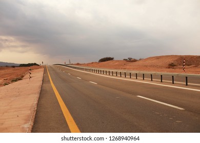 empty road in the desert