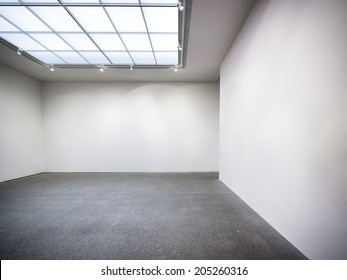 Empty Room At A Gallery - Nice Background