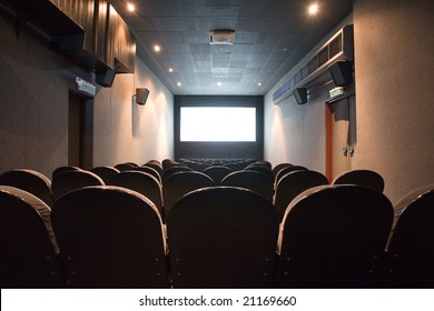 457 Small Cinema Seating Stock Photos, Images & Photography | Shutterstock