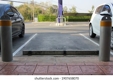 Espacio Vacio Del Estacionamiento Imagenes Fotos De Stock Y Vectores Shutterstock