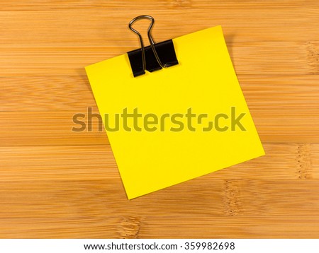 empty space for text sticky note on wooden background