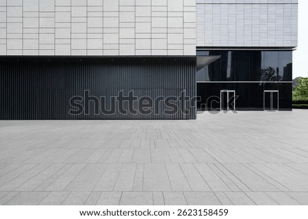 Empty Square By Modern Architectures