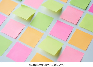 Empty sticky notes put on the table 