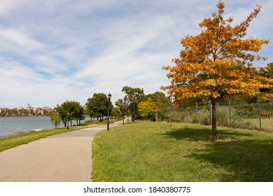 Empty Trail Along The Riverfront Of Randalls And Wards Islands In New York City