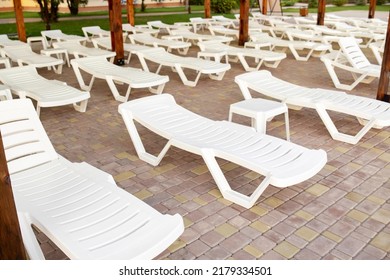 31 410 White Loungers Images Stock Photos Vectors Shutterstock   Empty White Plastic Loungers Near 260nw 2179334501 