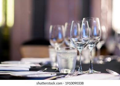 empty wine glasses prepare on table